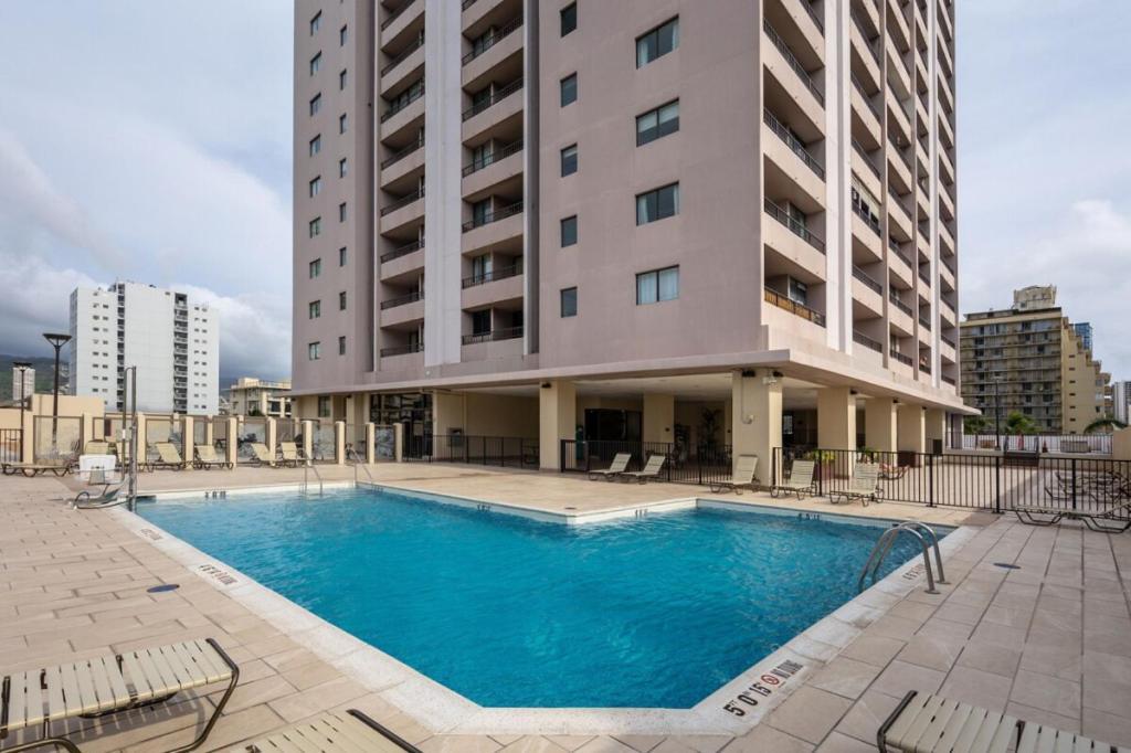 Heart Of Waikiki,1Bdrm,Free Parking, Wifi,No Resort Fees,Youtube,Netflix ! Honolulu Eksteriør billede