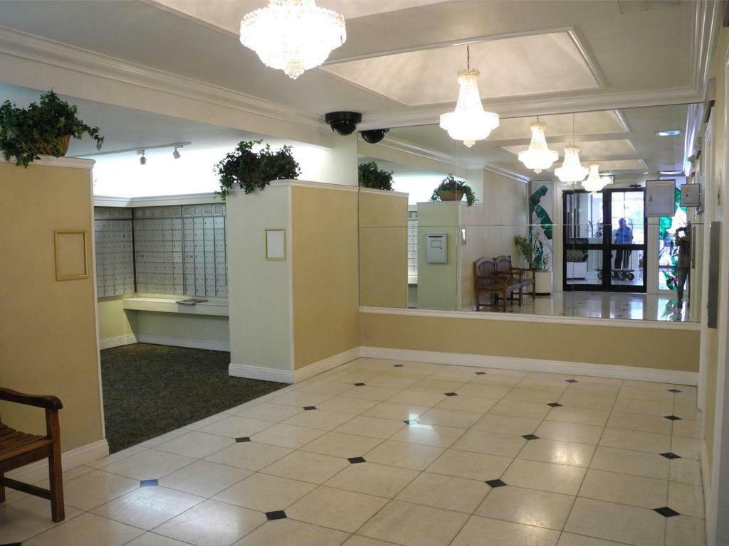 Heart Of Waikiki,1Bdrm,Free Parking, Wifi,No Resort Fees,Youtube,Netflix ! Honolulu Eksteriør billede