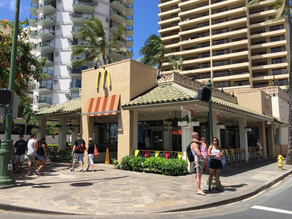 Heart Of Waikiki,1Bdrm,Free Parking, Wifi,No Resort Fees,Youtube,Netflix ! Honolulu Eksteriør billede