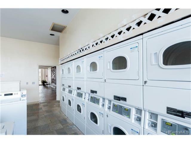 Heart Of Waikiki,1Bdrm,Free Parking, Wifi,No Resort Fees,Youtube,Netflix ! Honolulu Eksteriør billede